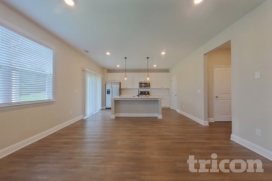 Building Photo - 56 Leyland Ct