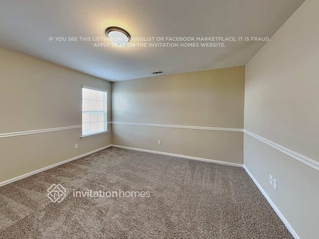 Building Photo - 4712 McClure Rd