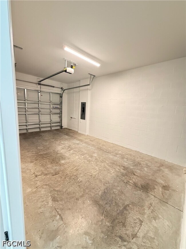 Building Photo - 17445 Monte Isola Wy