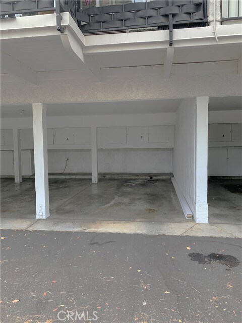 Building Photo - 2286 Via Puerta