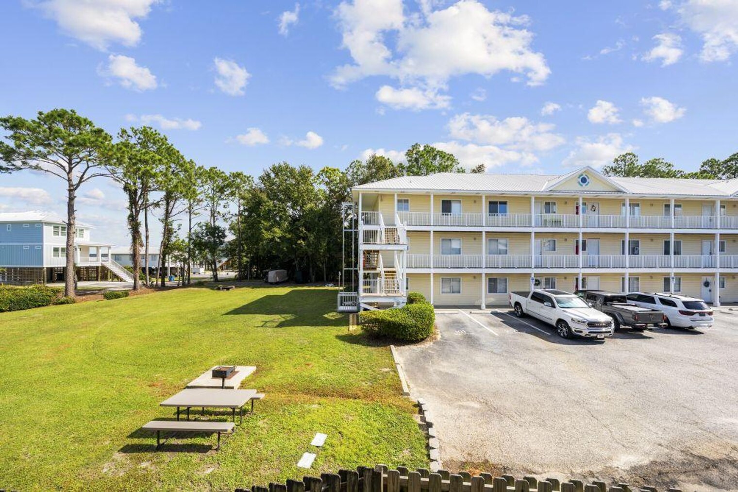 Building Photo - 25925 Canal Rd