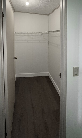 Building Photo - 1601 US-441