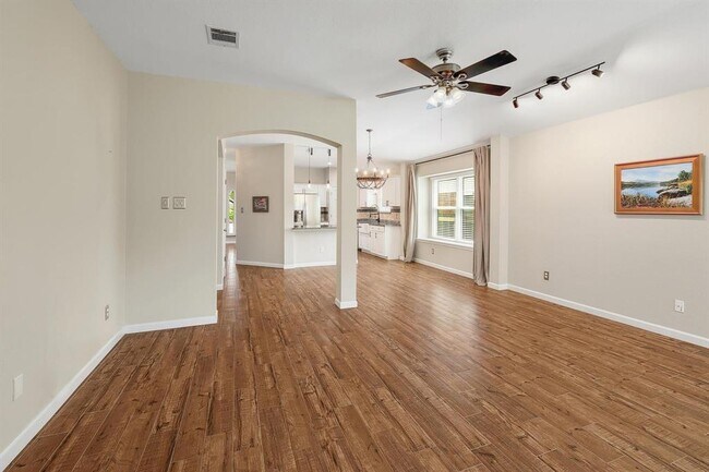 Building Photo - 606 Horizon Trail
