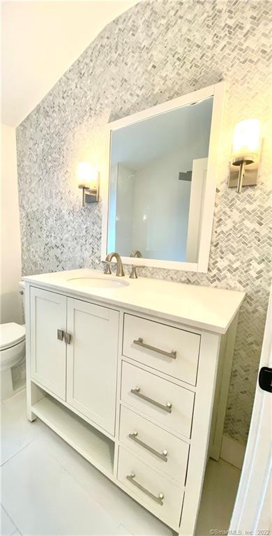 Building Photo - 25 Beecher Pl