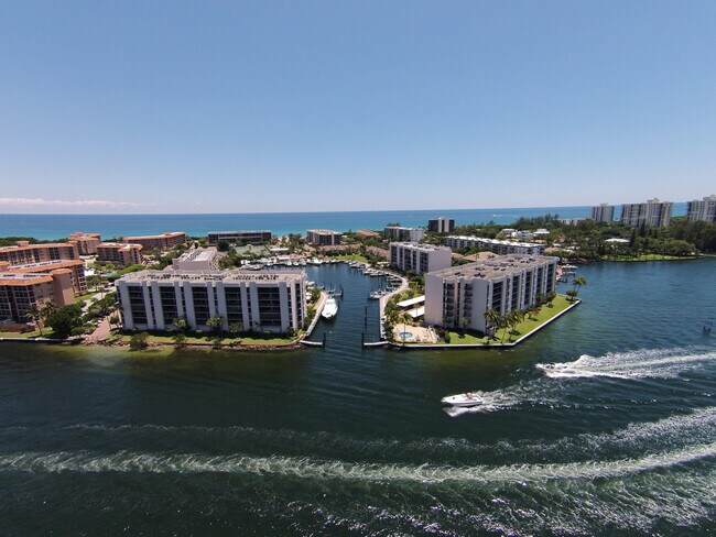 Building Photo - 2701 N Ocean Blvd