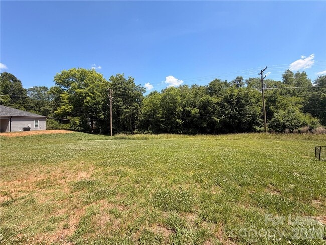 Building Photo - 67 Travora Cir
