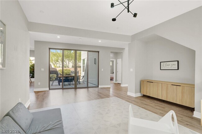 Building Photo - 2658 Catania St