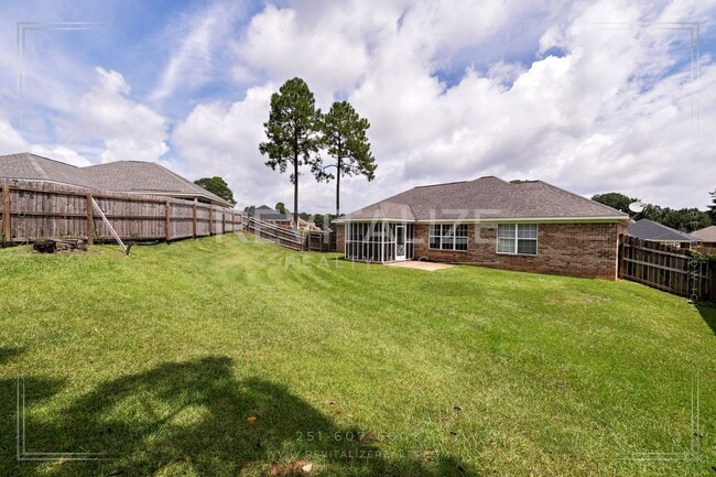 Building Photo - Stunning 4 Bed 2 Bath Home in West Mobile!