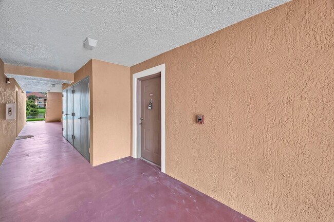 Building Photo - 3606 NW Adriatic Ln