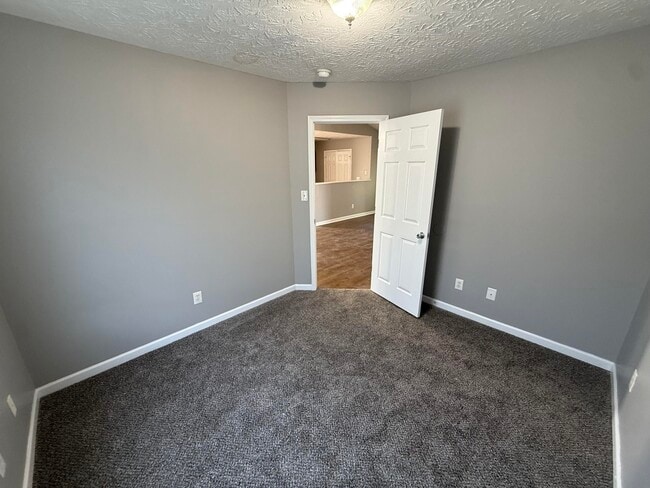 Building Photo - 3361 Tyler Ct