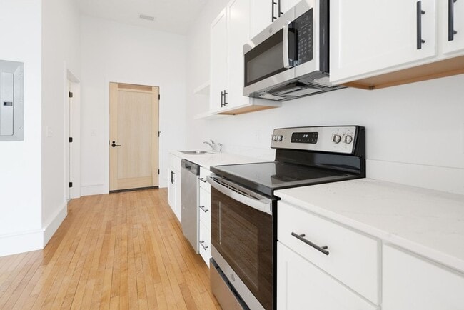 Interior Photo - Palace Apartments