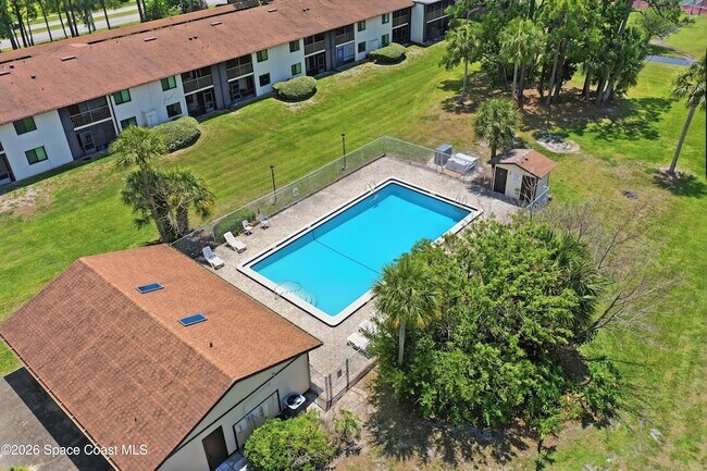 Building Photo - 1515 Huntington Ln