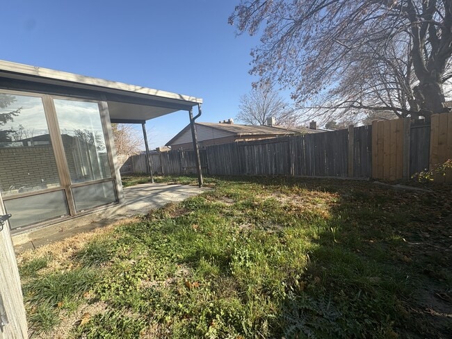 Building Photo - 3085 W 5685 S