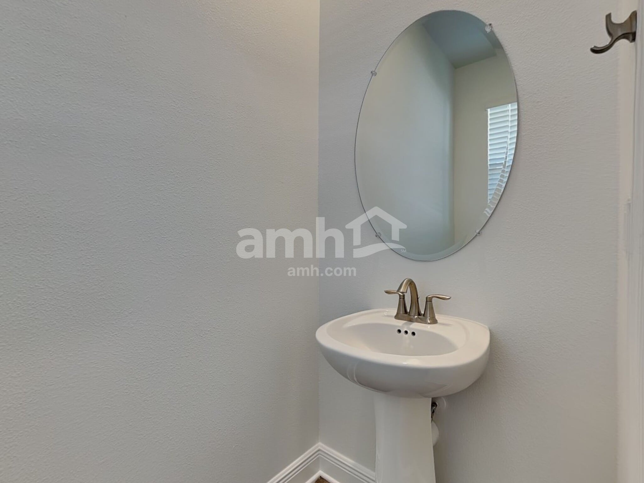 Building Photo - 6735 Atlantic Bch Ave