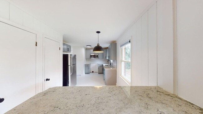 Building Photo - 1510 Woodhill Ln