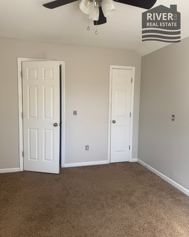 Building Photo - 111 Shelley Ln