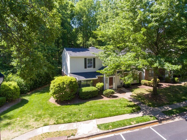 Building Photo - 7811 Falcon Rest Cir