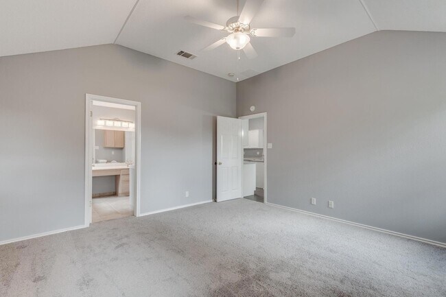 Building Photo - 16809 Bailey Jean Dr
