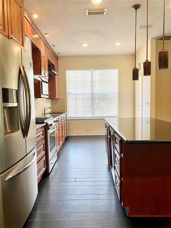 Building Photo - 10503 Chilmark Way