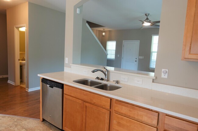 Building Photo - 344 Marble Ln