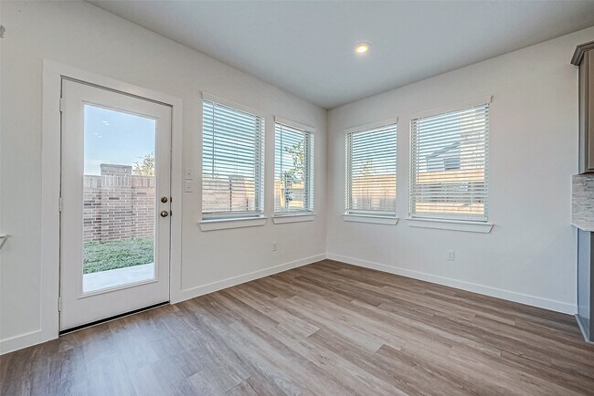 Building Photo - 31938 Holland Arbor Trl