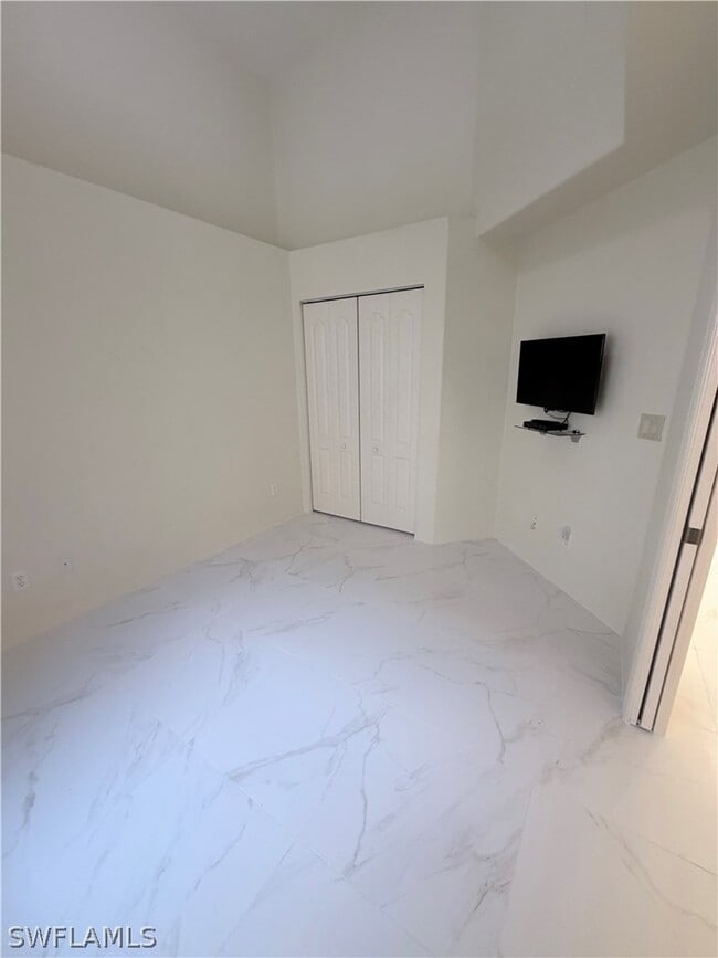 Building Photo - 8220 Ibis Cove Cir