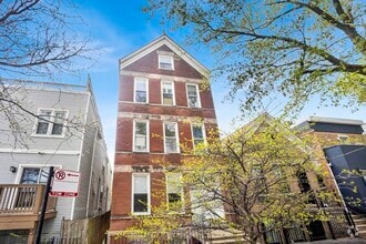 Building Photo - 1903 W Dickens Ave