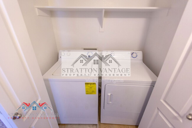 Building Photo - 900 S 94th St