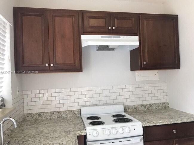 Building Photo - 2483 SW 11th St