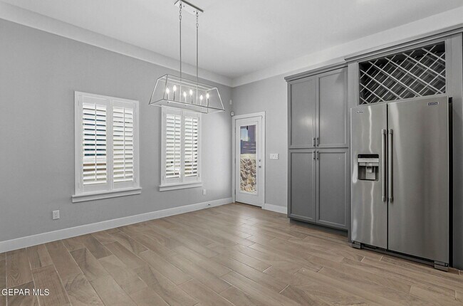 Building Photo - 13580 Lawkland St