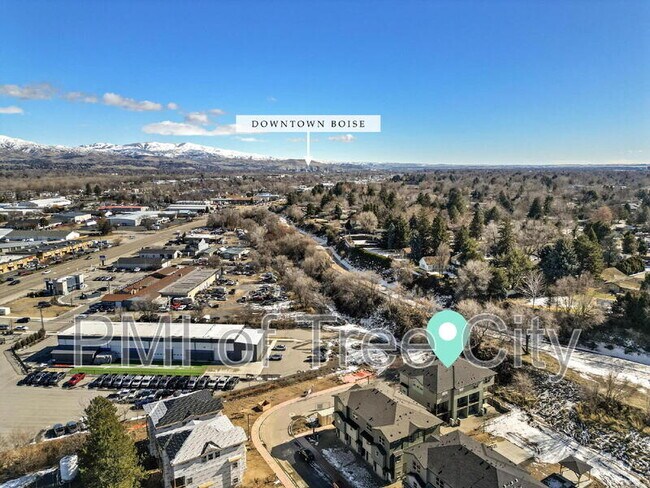 Building Photo - 7475 W Swain Ln