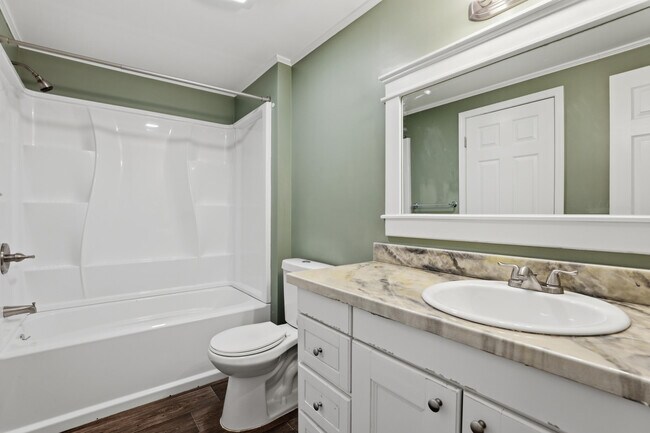 Building Photo - 41427 Larimore Ln