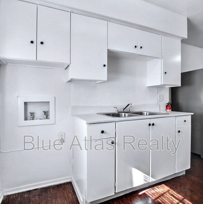 Building Photo - 2725 Patricia Ln
