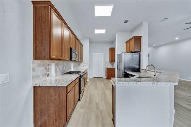 Building Photo - 2808 Cedar Ridge Ln