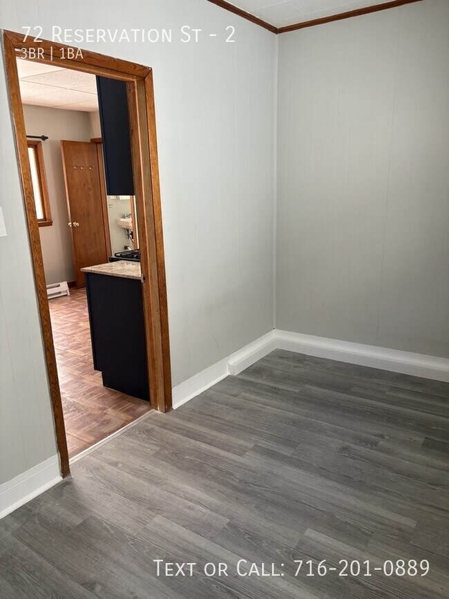 Building Photo - 72 Reservation St