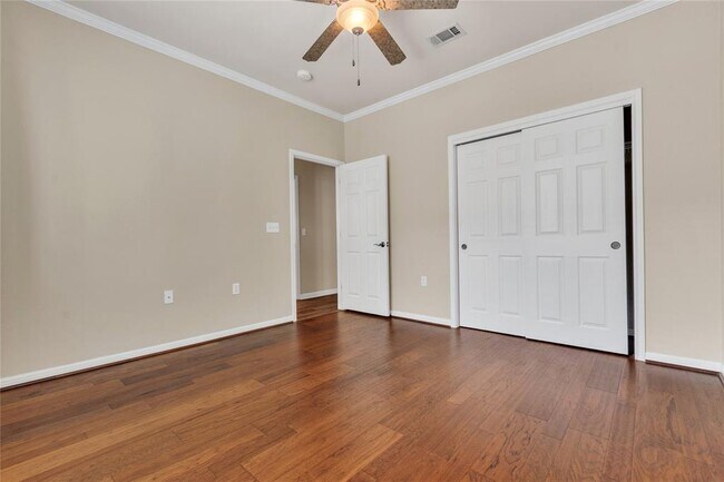 Building Photo - 409 Rio Grande Loop