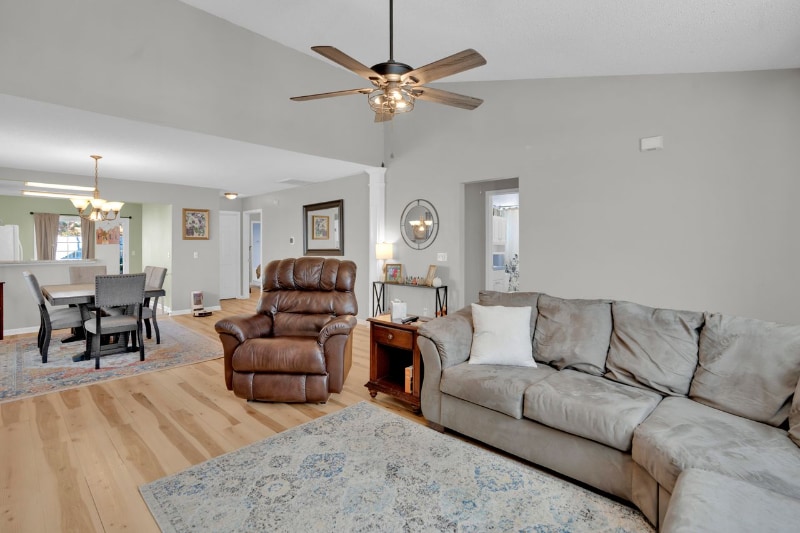 Building Photo - 129 Merowey Ct