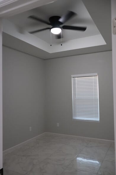 spare bedroom - 1005 Hidden Hills St