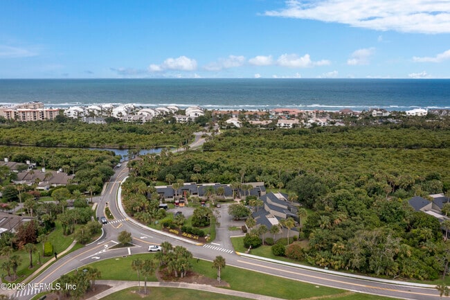 Building Photo - 9787 Sawgrass Dr E