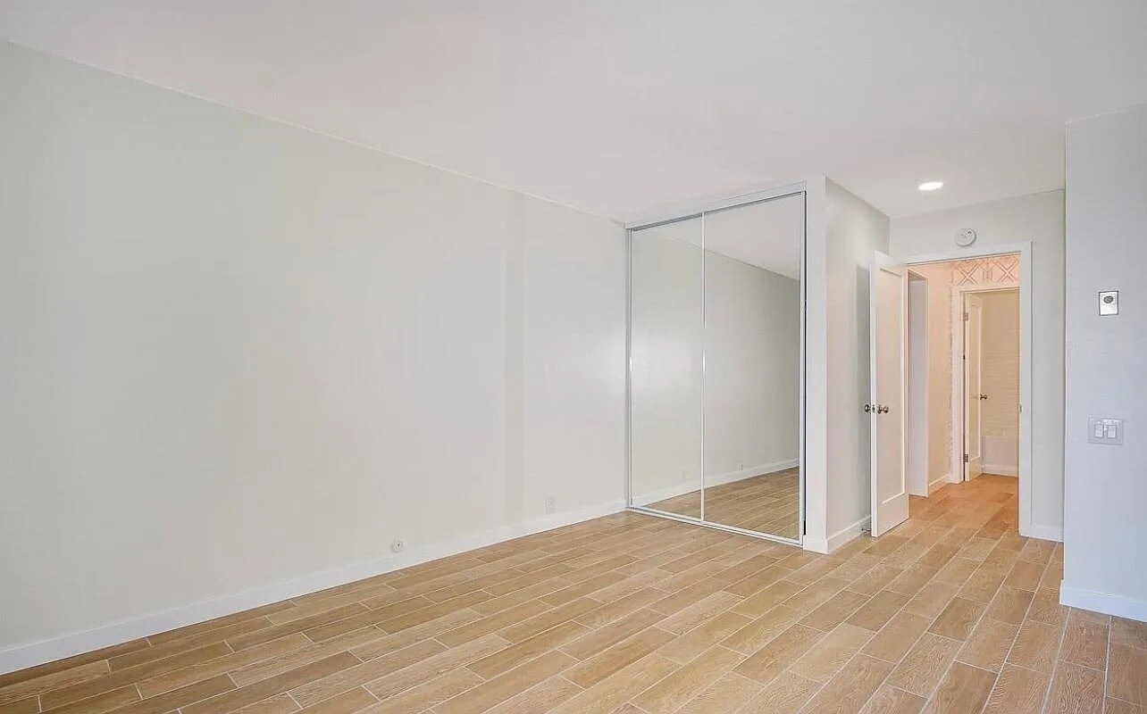 Building Photo - 4600 Lamont St