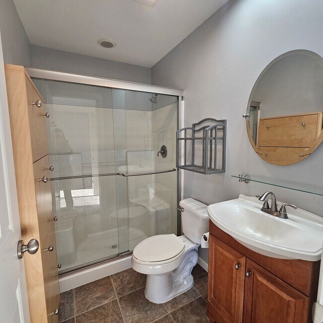 Building Photo - Charming 1-Bedroom Home with Spacious Backyard, 2 car garage & Modern Amenities – Pet Friendly!