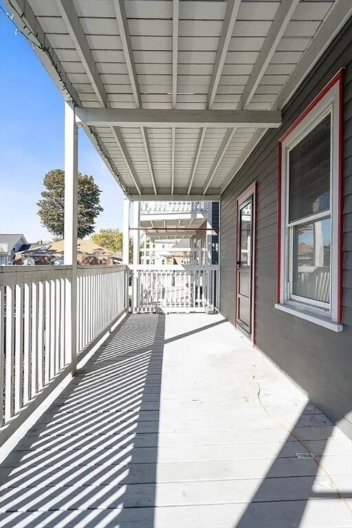 Building Photo - 21-1/2 Mt Vernon St