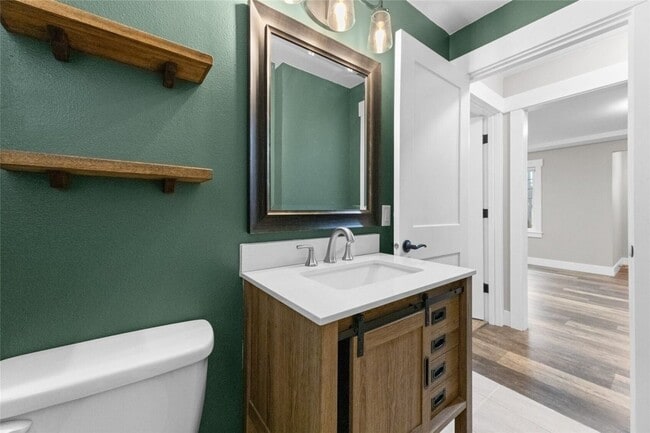 Building Photo - South D Street