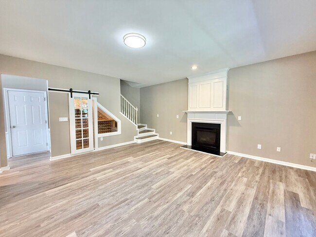 Building Photo - Newly Remodeled 4BD, 2.5BA Raleigh Home wi...