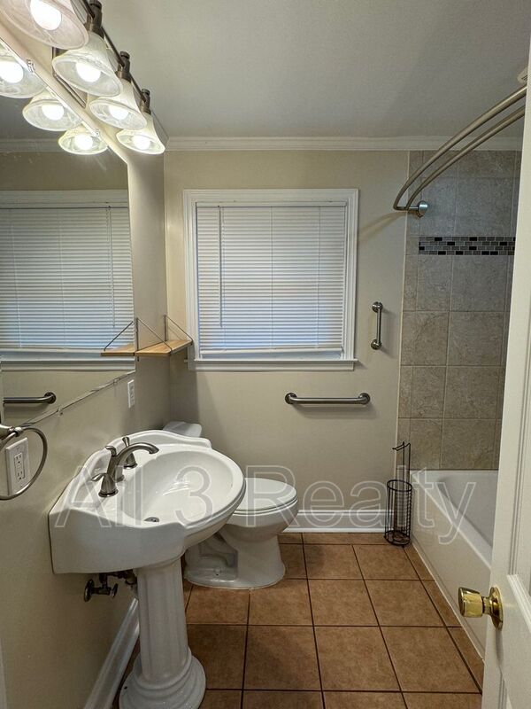 Building Photo - 3561 Prince George Dr