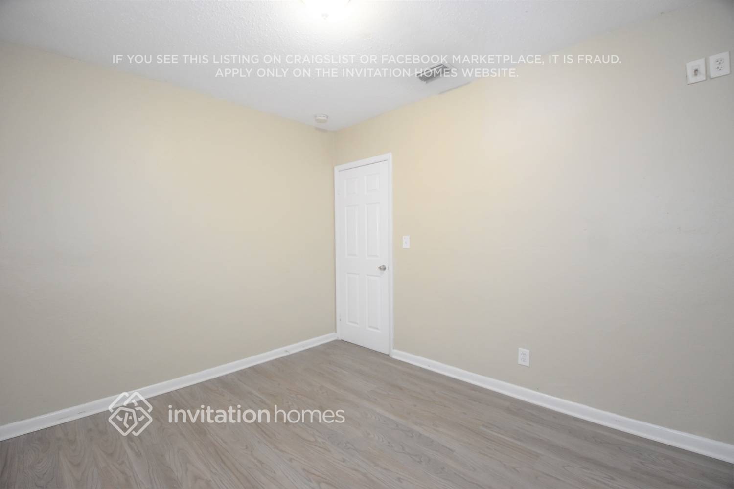 Building Photo - 7760 SW 18th Terrace