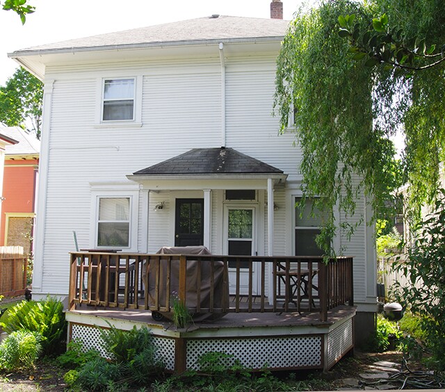 Building Photo - 1621 SE Pine St