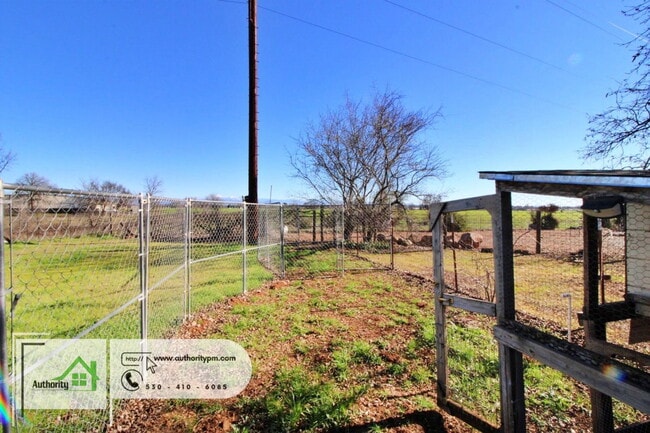 Building Photo - 20231 Margarita Ct E