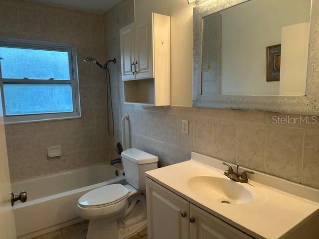 Building Photo - 2030 Healy Dr