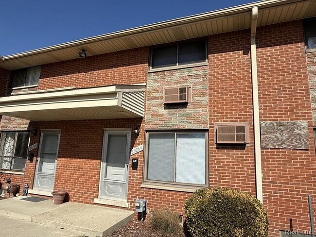 Building Photo - 29264 Tessmer Ct